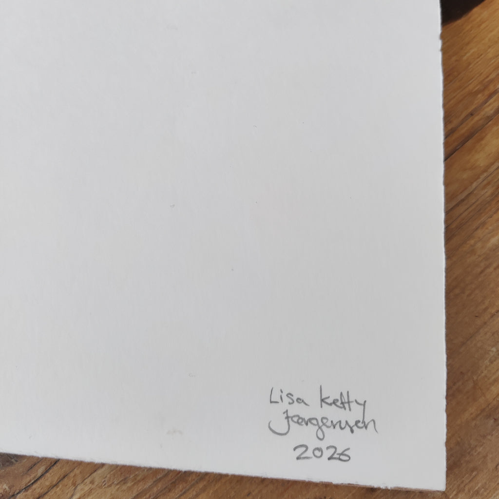 Signature on a white paper with Lisa Ketty Jørgensen 2026
